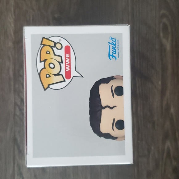 💜 Razor Ramon Metallic Funko Pop #47 WWE - EB Exclusive - Picture 7 of 7
